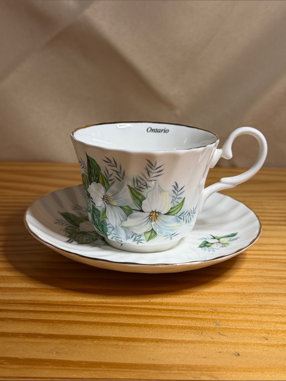 Vtg Royal Stuart Ontario Trillium Teacup and Saucer Set Fine Bone China 1950s